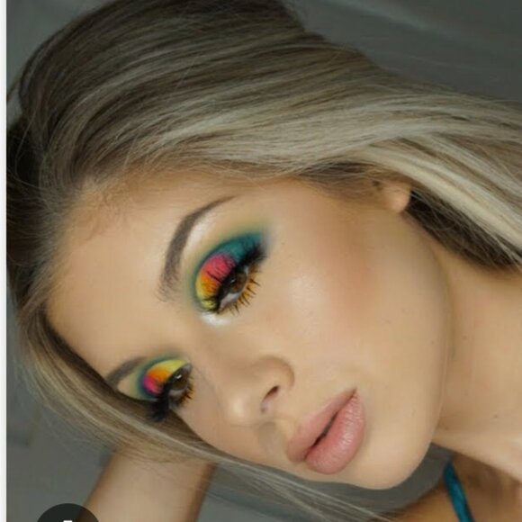 🌸 NIB Laura Lee Party Animal Eyeshadow Palette & OFRA Napa Valley Lipstick DUO - Picture 6 of 15